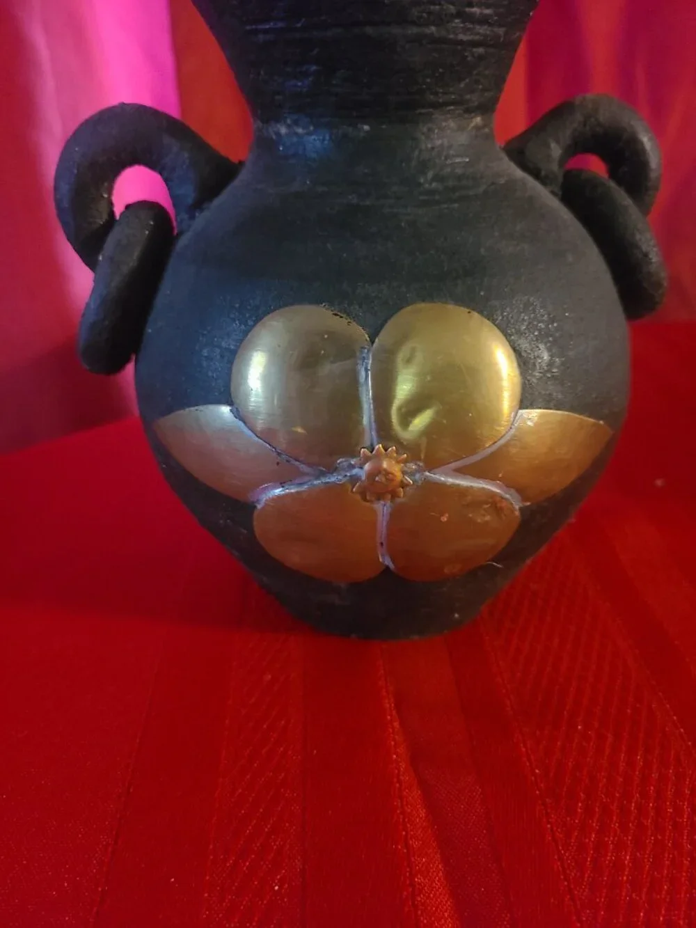 VTG Mexican Black Clay Pottery Vase Copper Brass Flower Sun Double Handle Rings